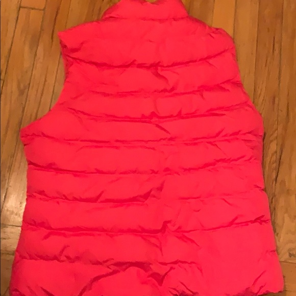 Hot pink puffer jacket - Picture 3 of 3
